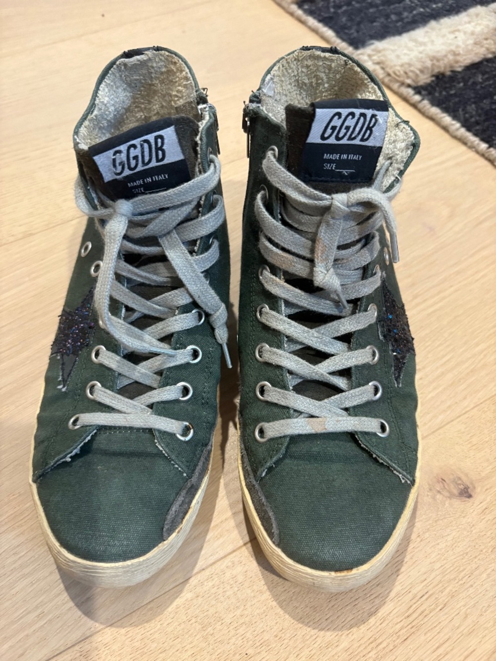 GOLDEN GOOSE SNEAKERS